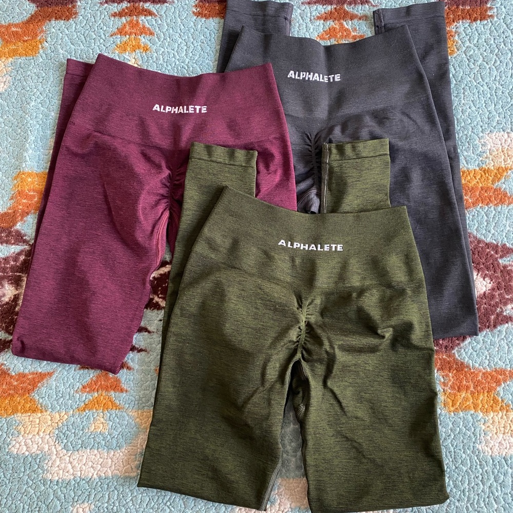PLEASE READ:: Bundle of 2 Defective Alphalete Amplifys